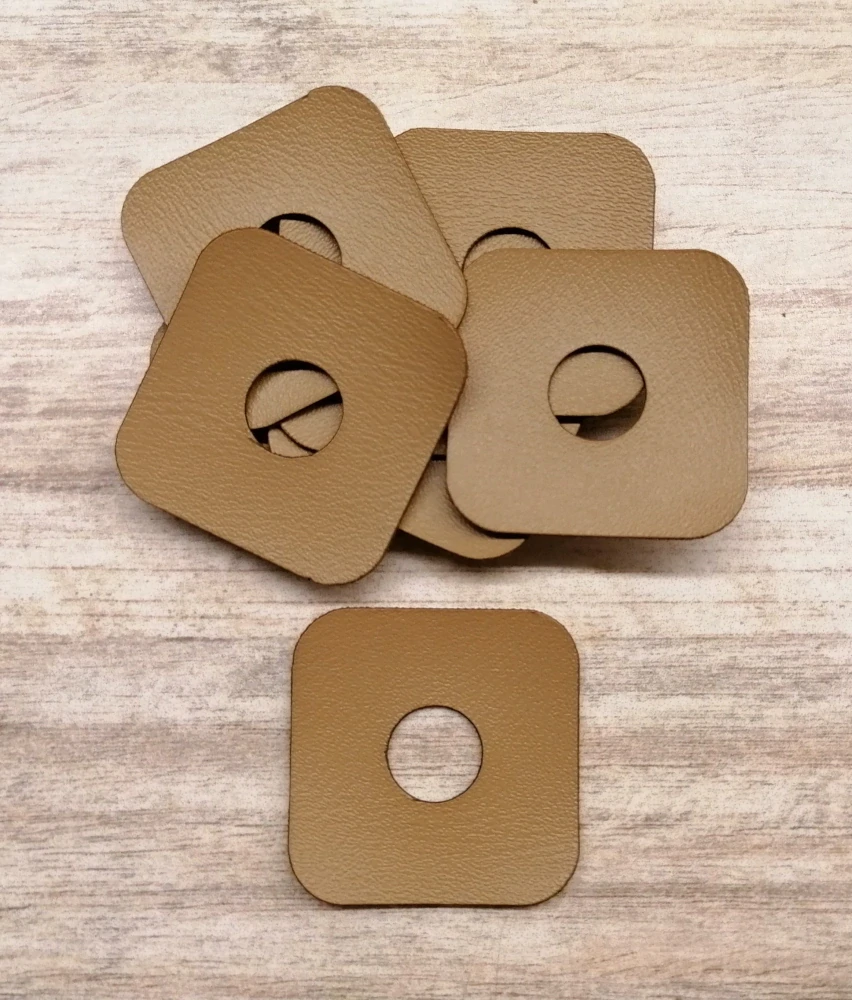 Koženkové podložky pod průchodky 3x3 cm (10ks) - různé barvy (10 ks)