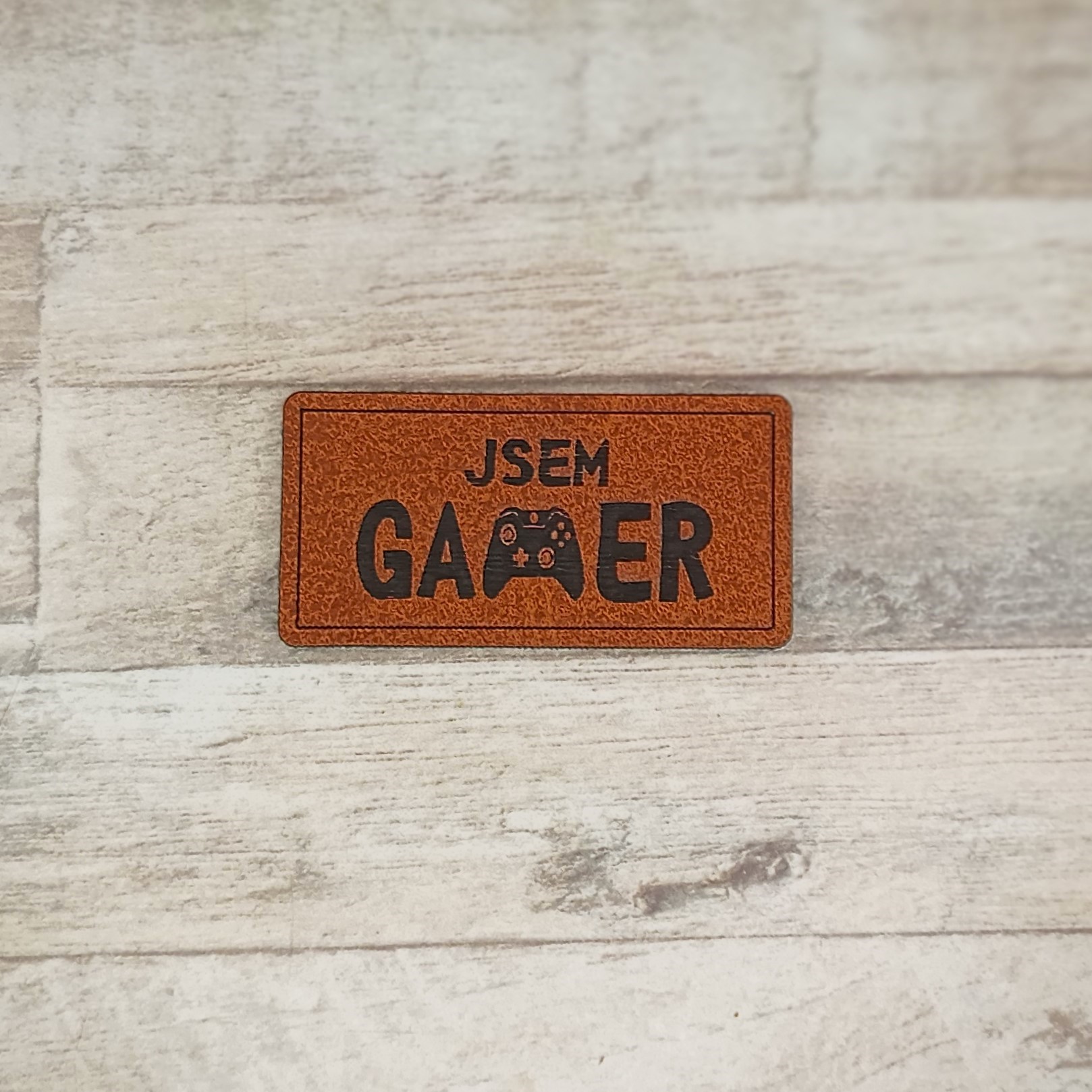 Koženkový štítek Jsem gamer (PL11)